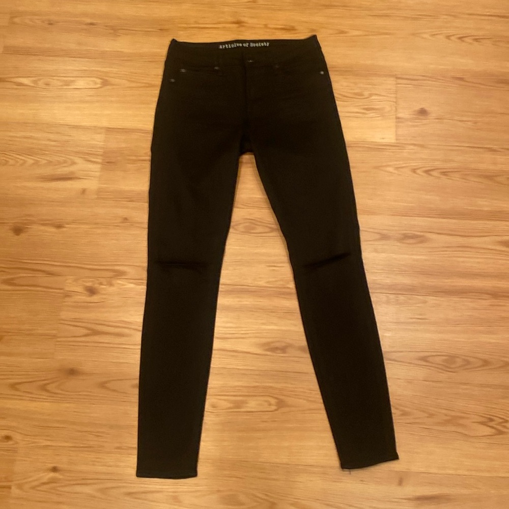 Articles of Society skinny jeans with ripped knees in black